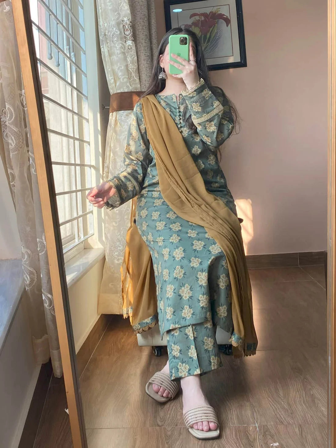 Mahraab (READY TO WEAR)
