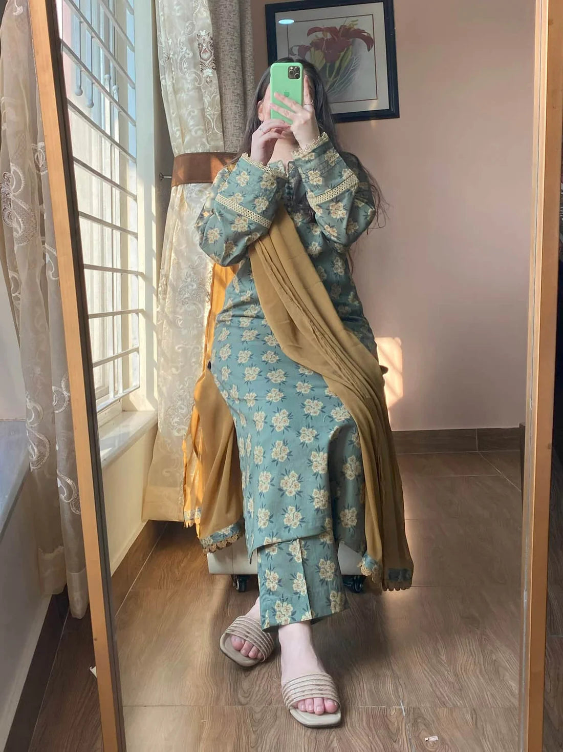 Mahraab (READY TO WEAR)