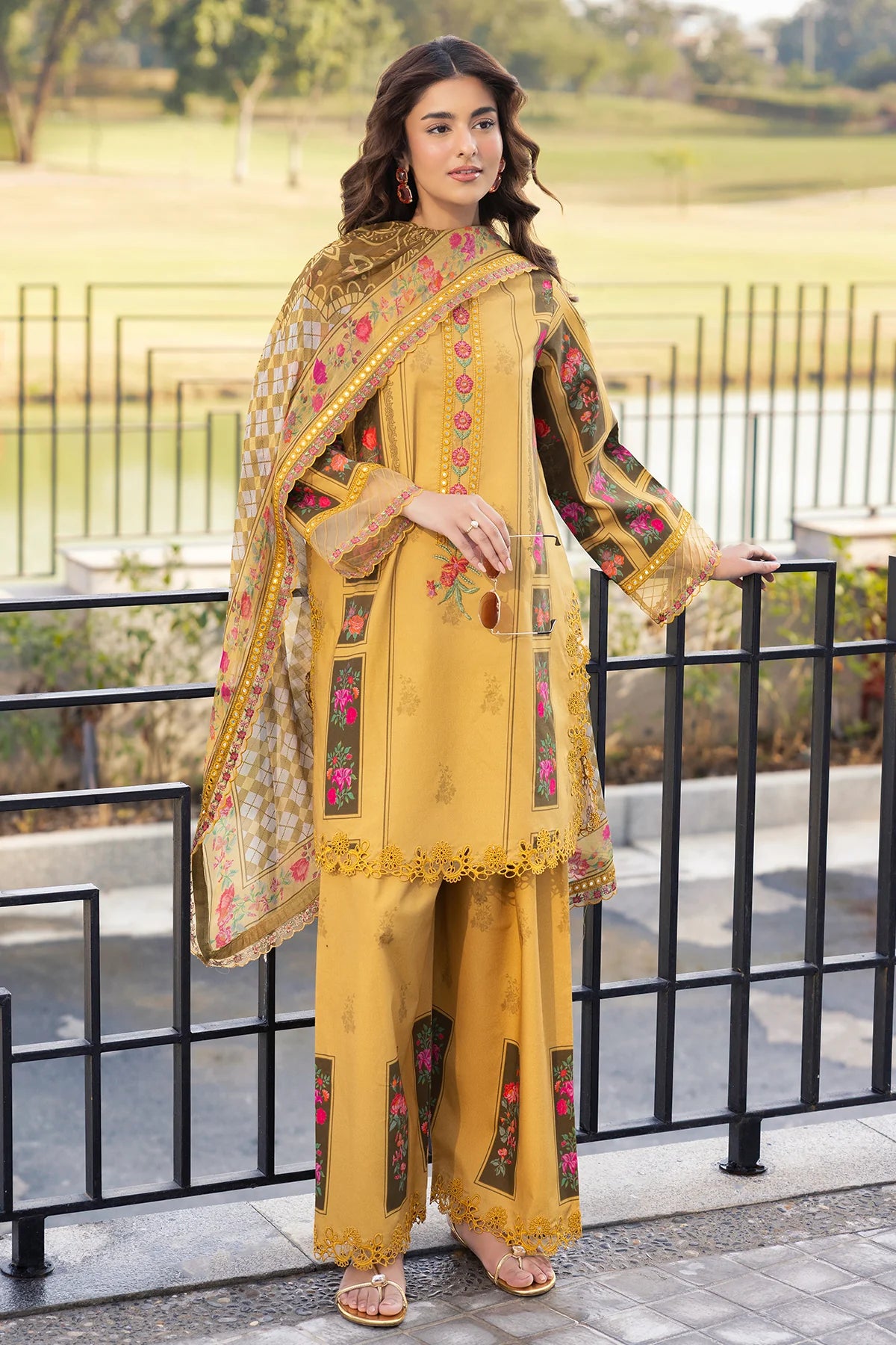 Earthy | 3-PC Embroidered Lawn