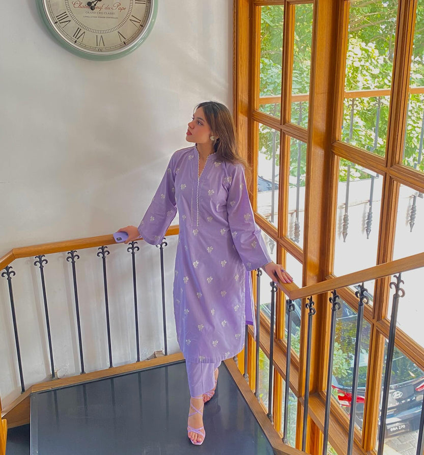 VC LILAC – Embroidered (READY TO WEAR)