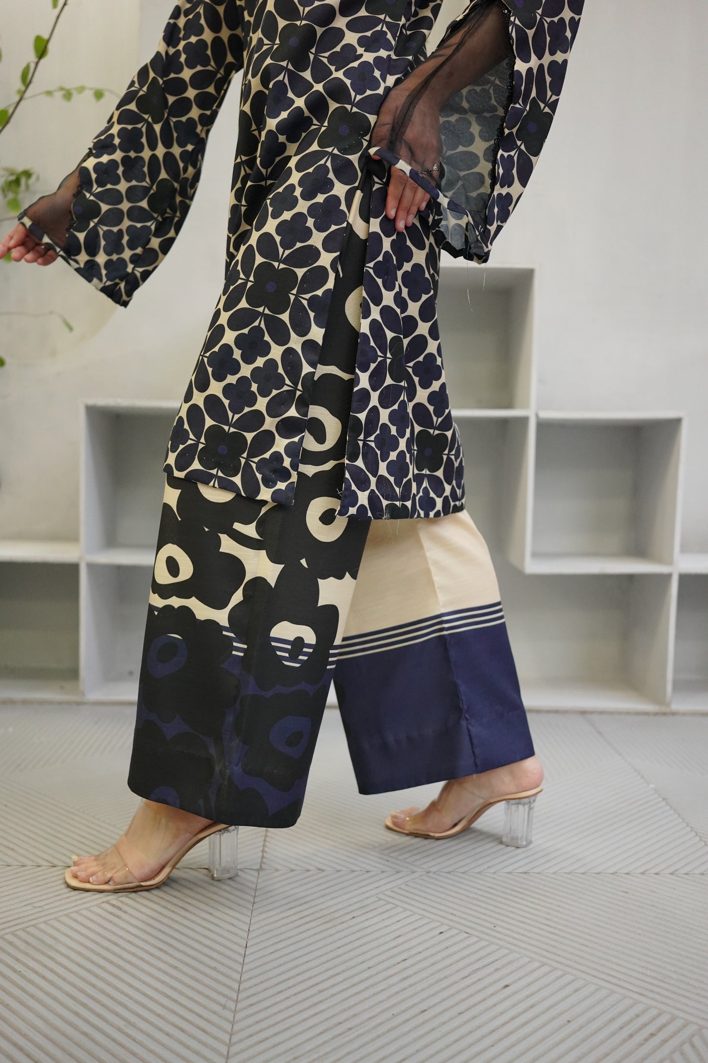 Navy Mud (Ready to Wear)