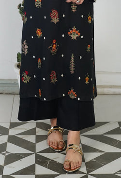 Raat ki Raani - Embroidered Lawn 3PC