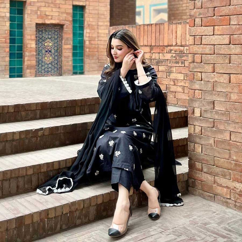 Black Anaya  – Embroidered (READY TO WEAR)
