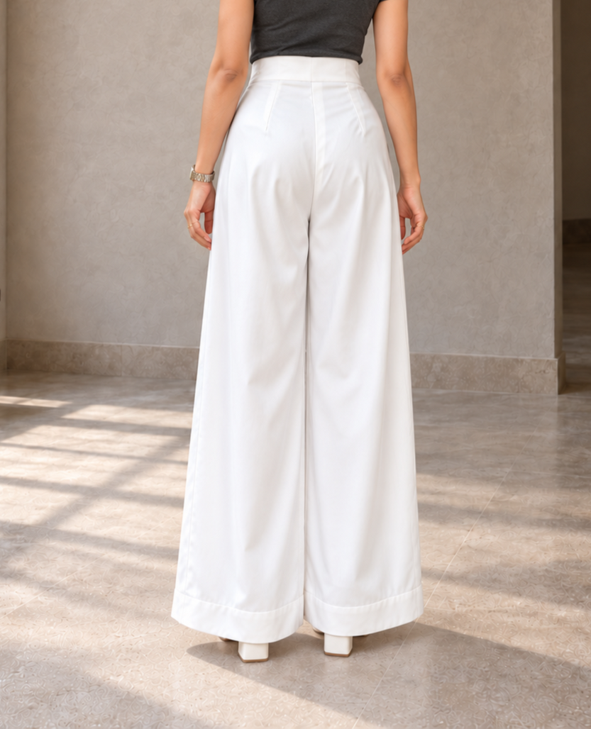 WHITE PLEATED TROUSER
