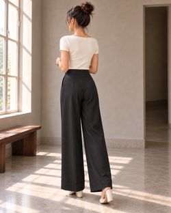 BLACK PLEATED TROUSER