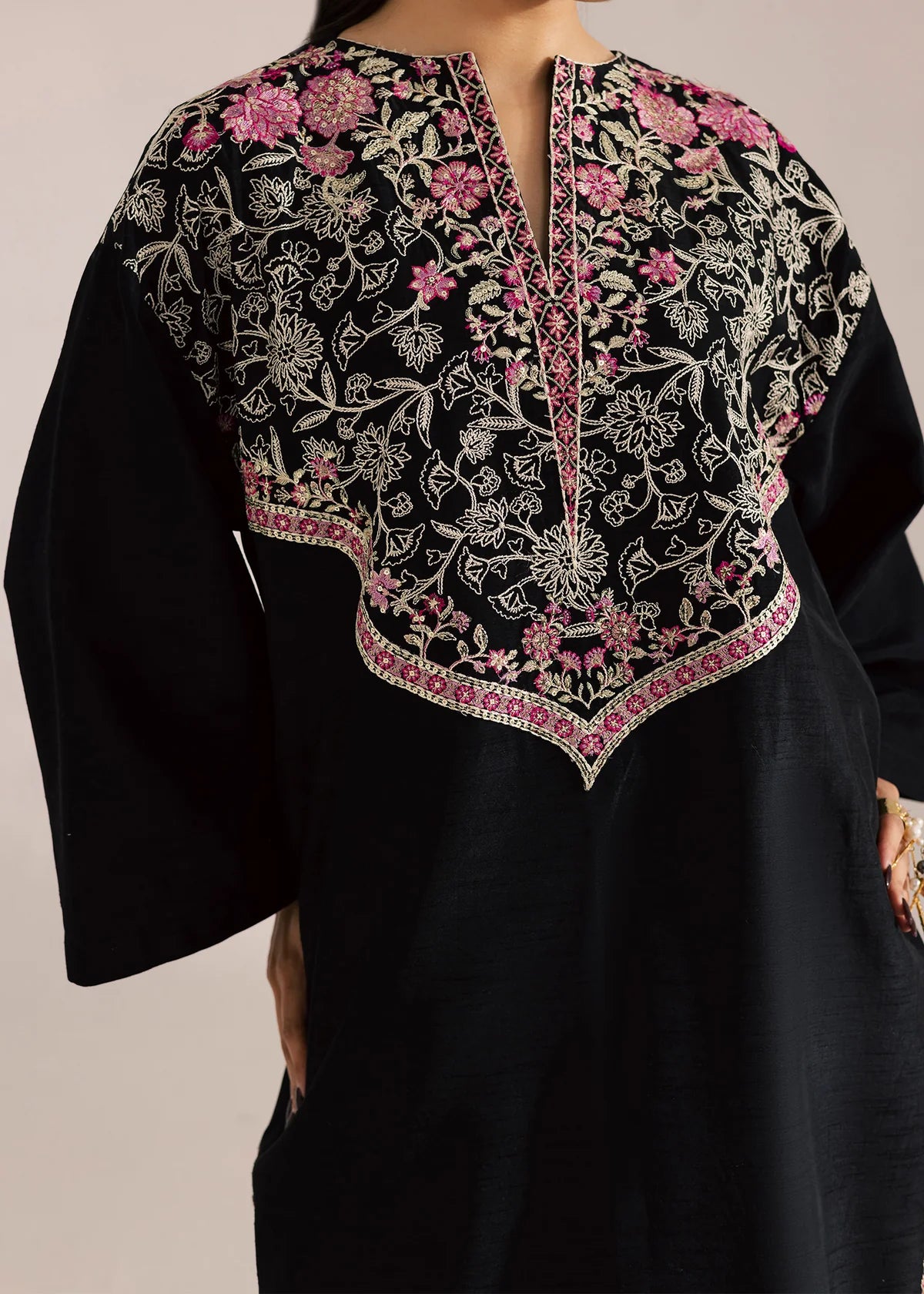Charm Black | Premium Lawn 3PC